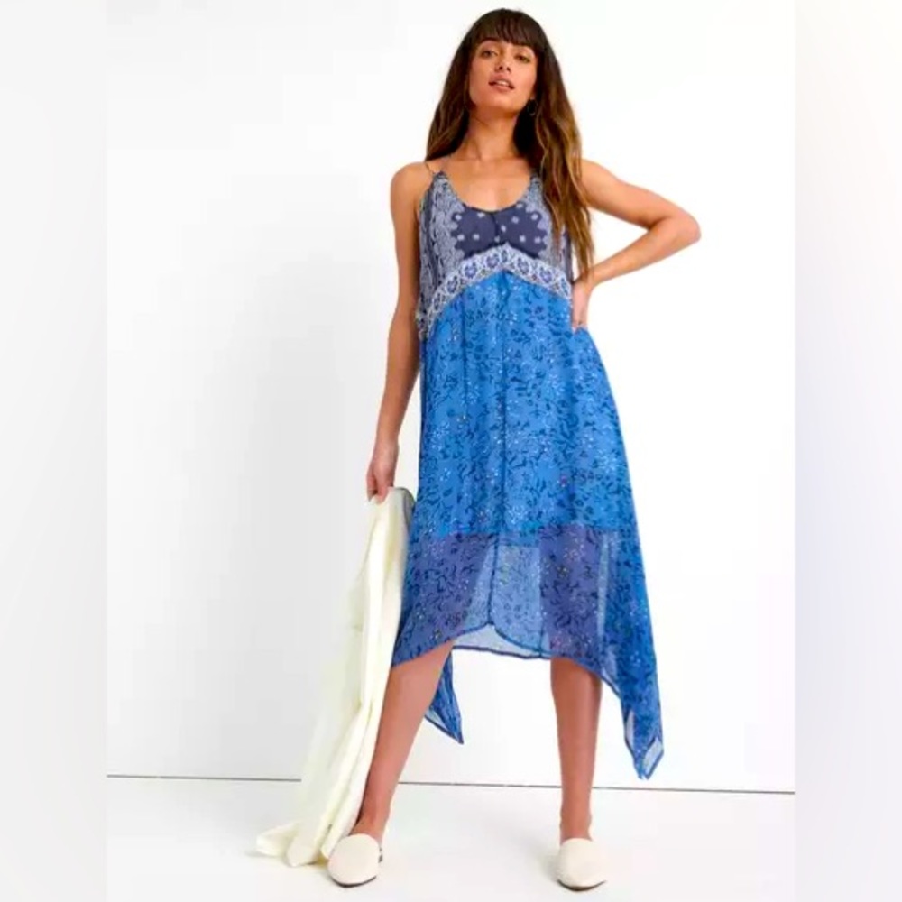 Lucky Brand Blue Paisley and Floral Asymmetrical Handkerchief Dress, EUC Size L